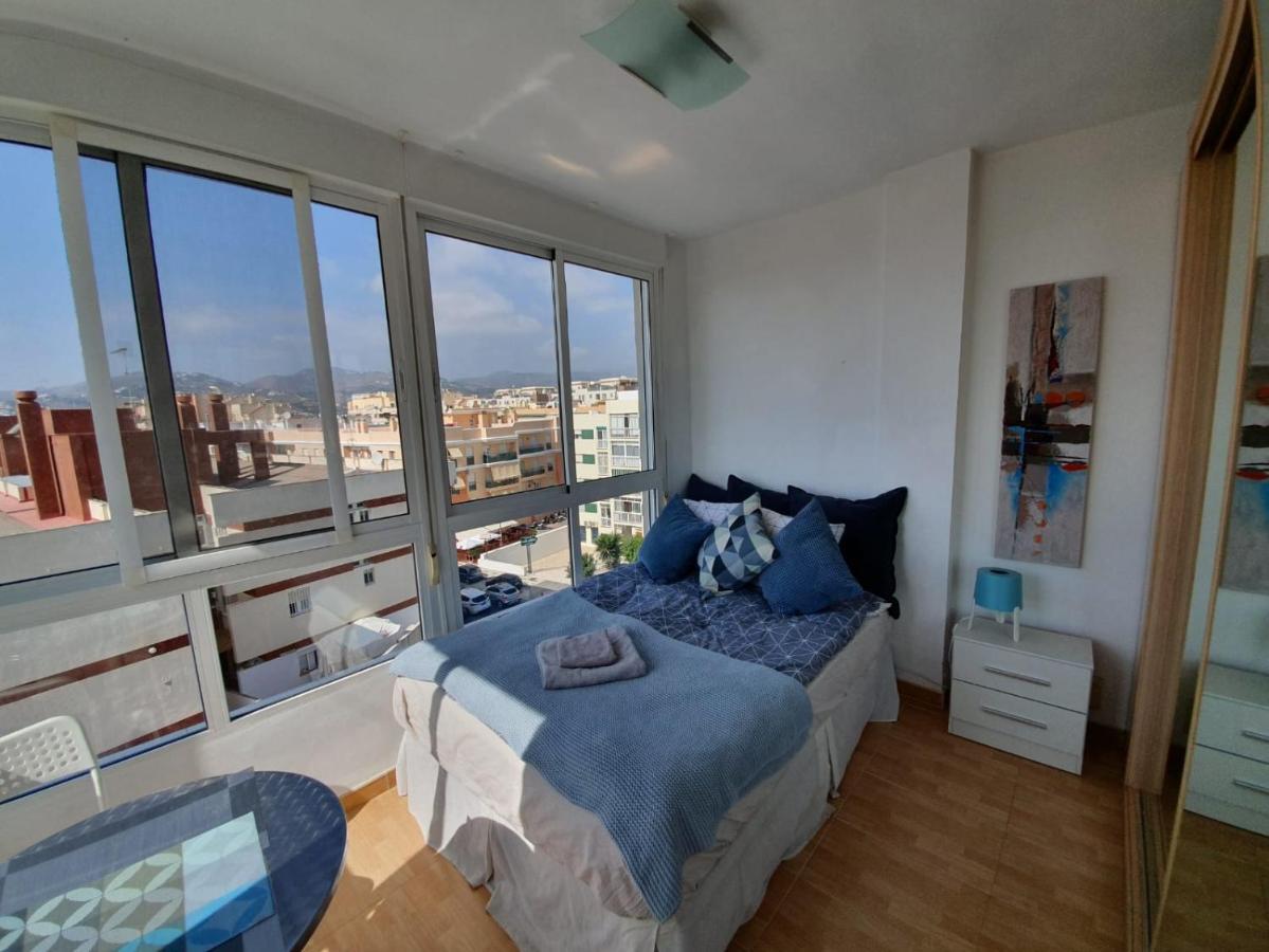 Mini Penthouse Close To Beach With Nice Seaviews Nerja Eksteriør bilde